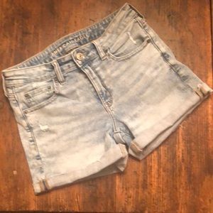 American Eagle short shorts